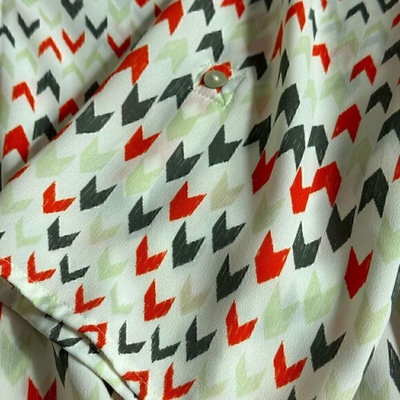 Lilla P Top Womens Small pop over chiffon Blouse roll up sleeves light tunic - Picture 7 of 10